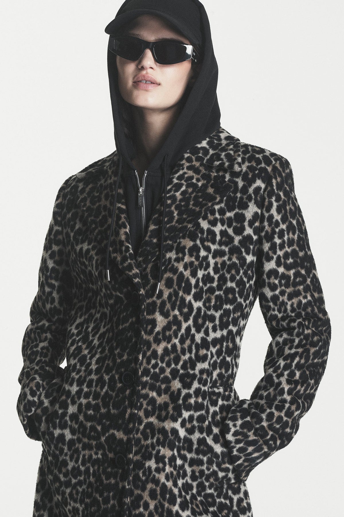 Pearl DKNY SINGLE BREASTED COAT