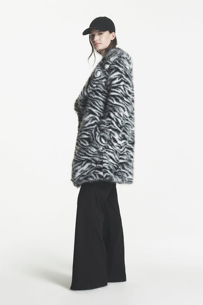 Black/White DKNY FAUX FUR SNOW LEOPARD JACKET