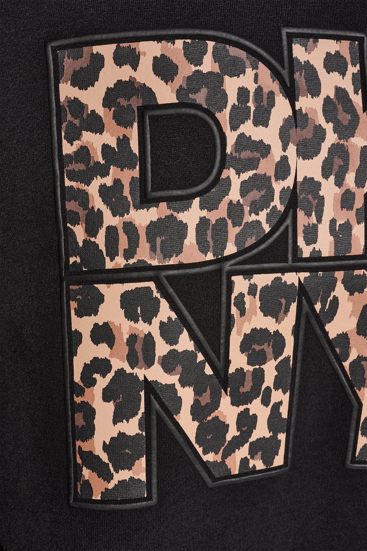 Eggnog DKNY ANIMAL PRINT LOGO SWEATSHIRT