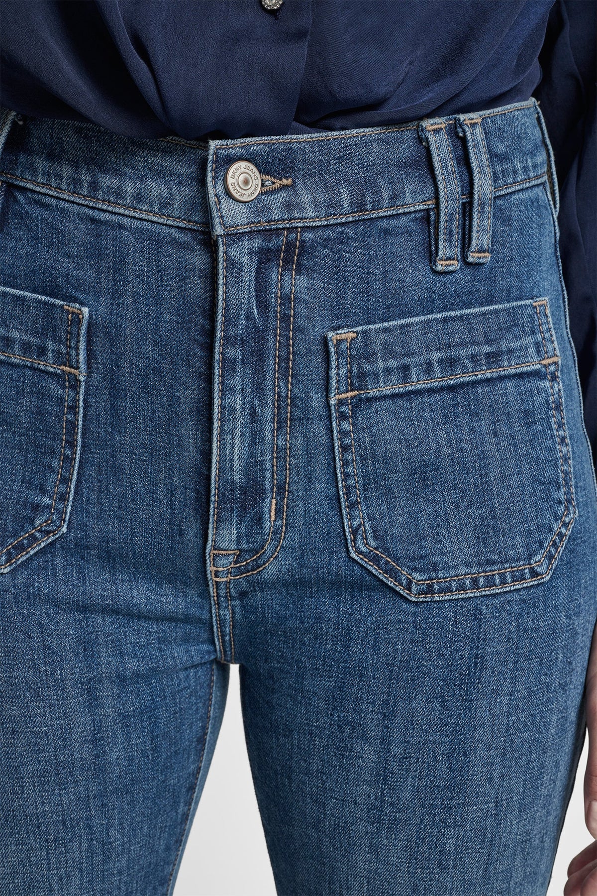 HYLAN DKNY HIGH-RISE FLARE JEAN