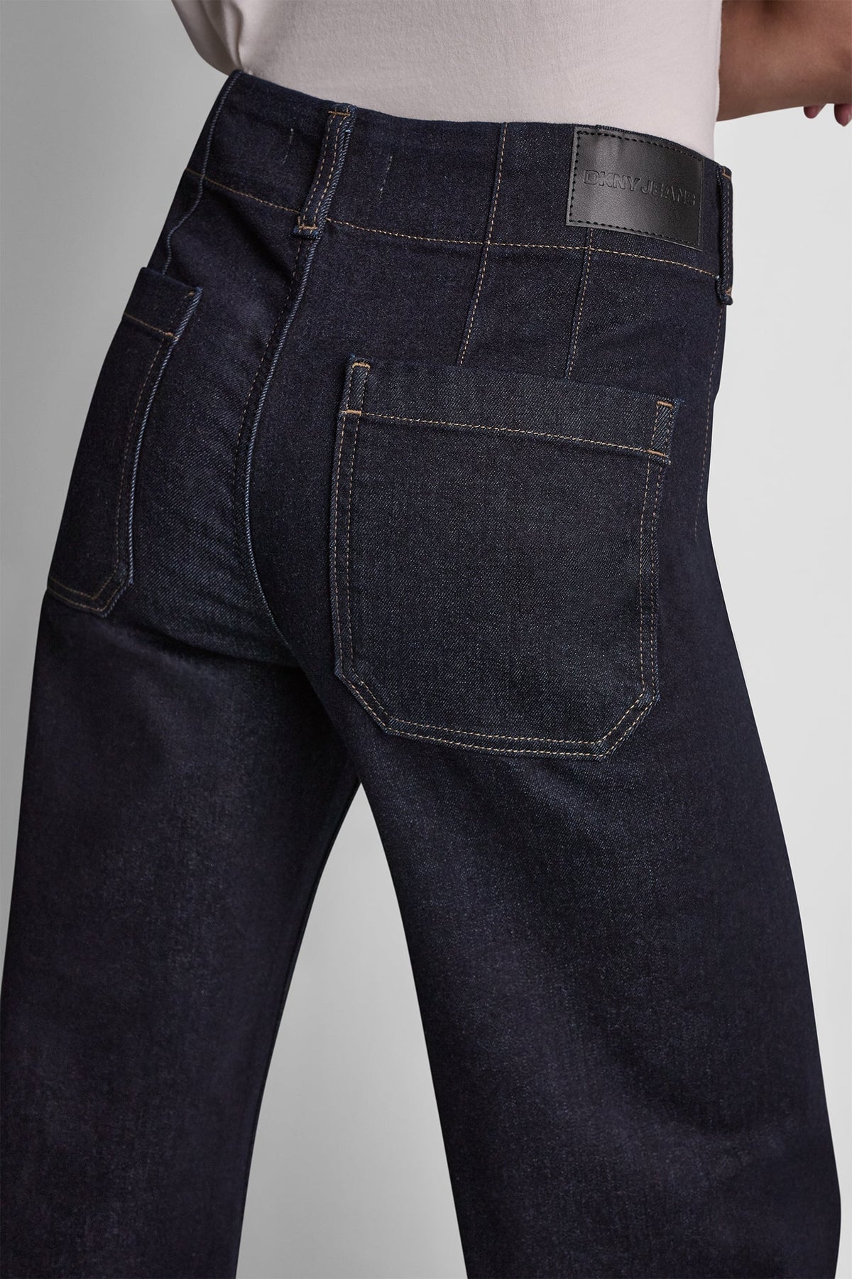 Espresso DKNY HIGH-RISE PINTUCKED WIDE-LEG JEAN