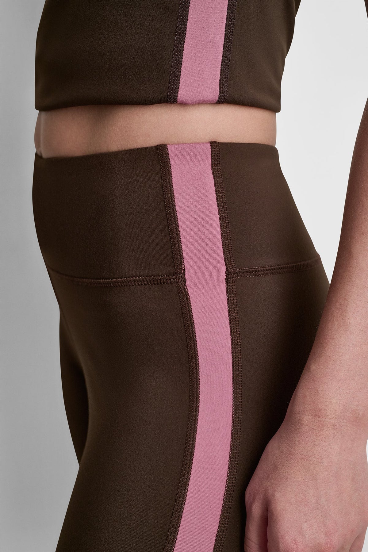 Espresso/Mesa Rose DKNY BALANCE COMPRESSION SIDE STRIPE FLARE LEGGING