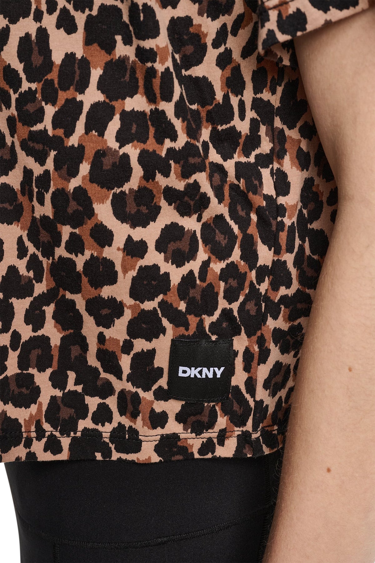Leopard Caramel DKNY CROPPED ANIMAL PRINT TEE