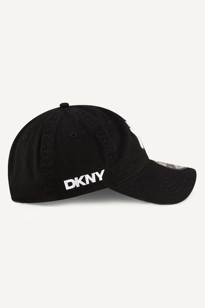Black DKNY DKNY x NEW YORK YANKEES BY NEW ERA CAP