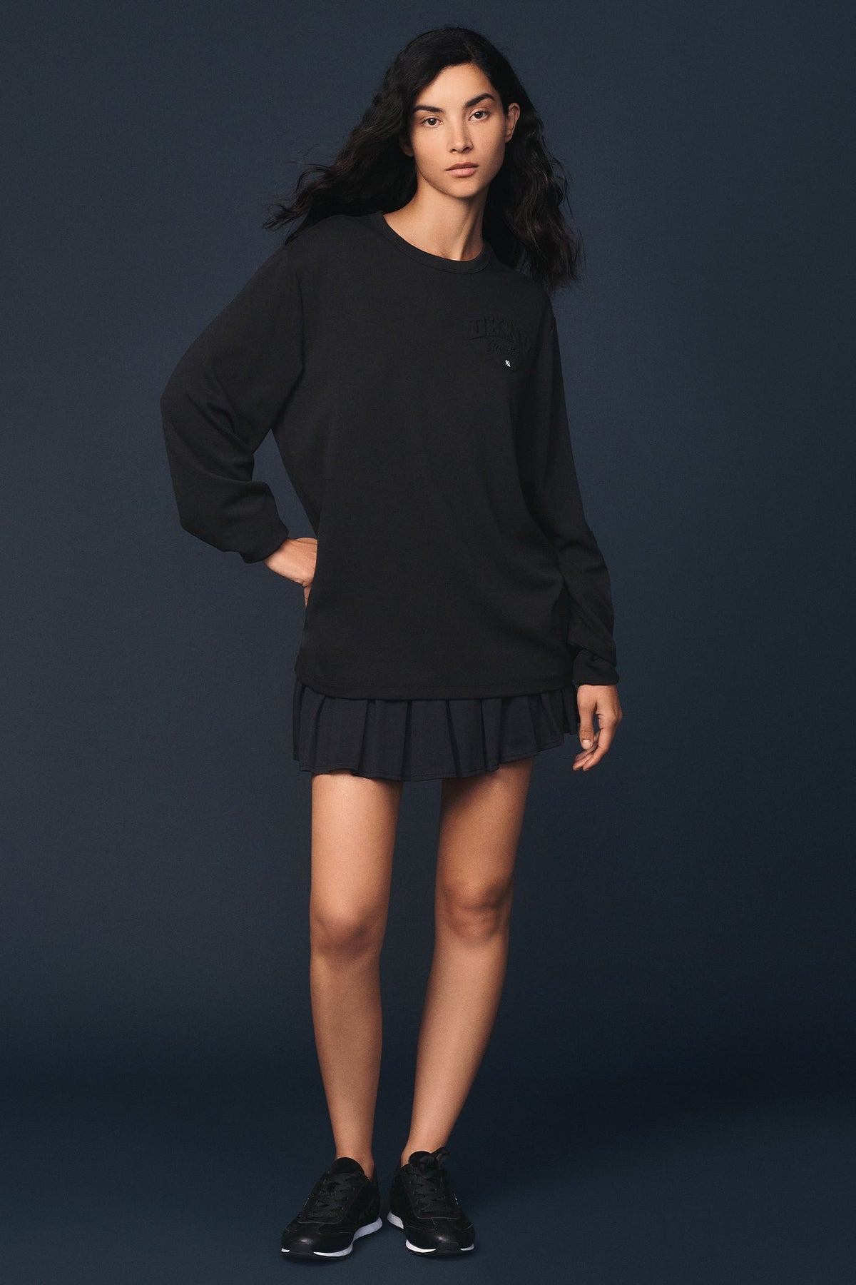 Black DKNY DKNY X YANKEES EMBOSSED TEE