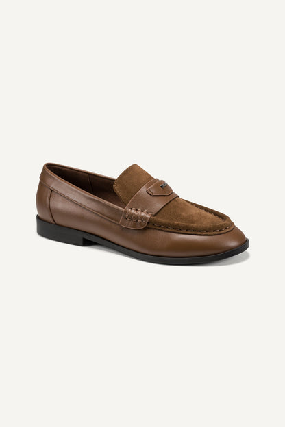 Black DKNY DAYKIN LOAFER