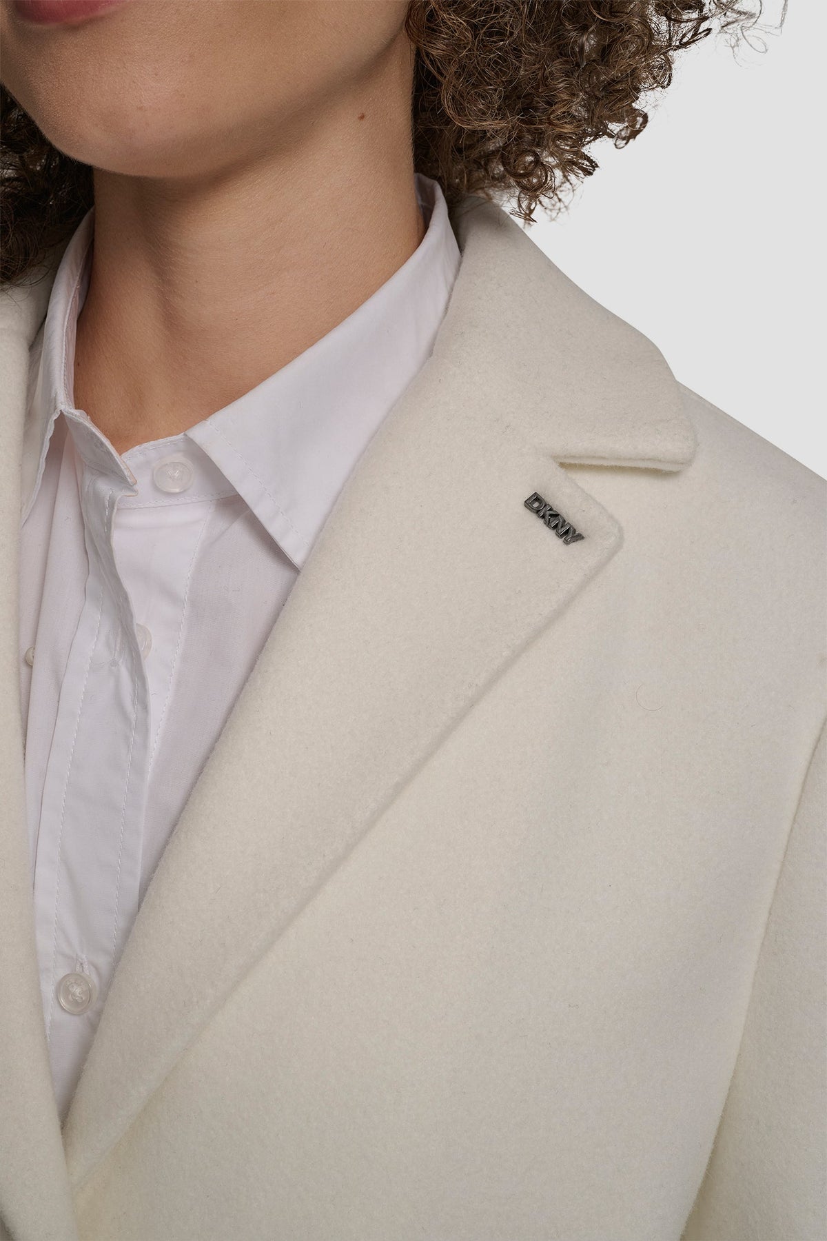 PEARL DKNY BLAZER COAT