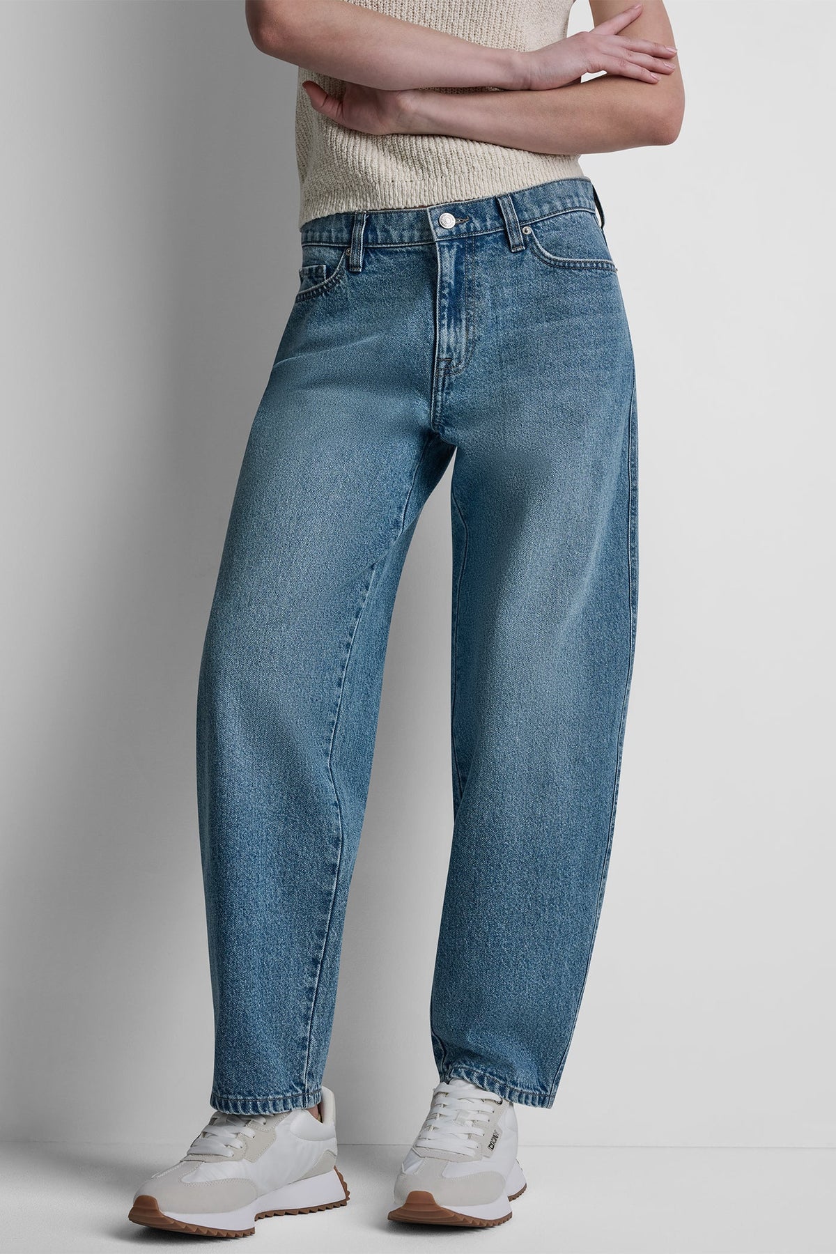 Cedar Street DKNY MID-RISE BABY BARREL LEG
