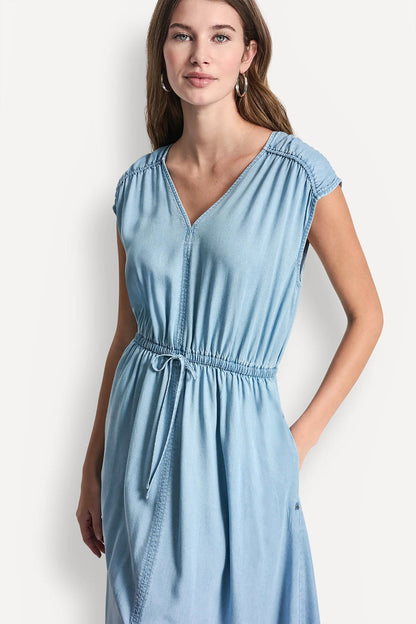 Chambray DKNY RUCHED V-NECK DRESS WITH TIE WAIST