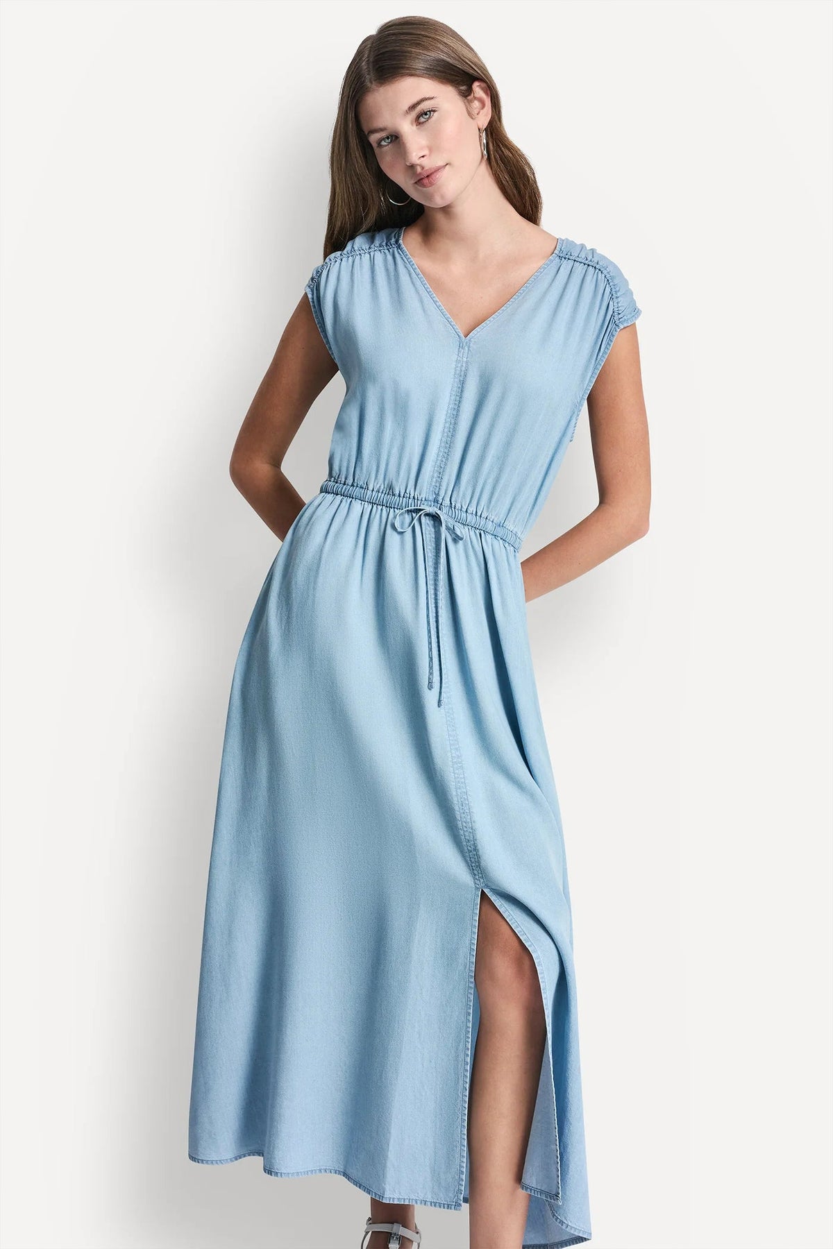 Chambray DKNY RUCHED V-NECK DRESS WITH TIE WAIST