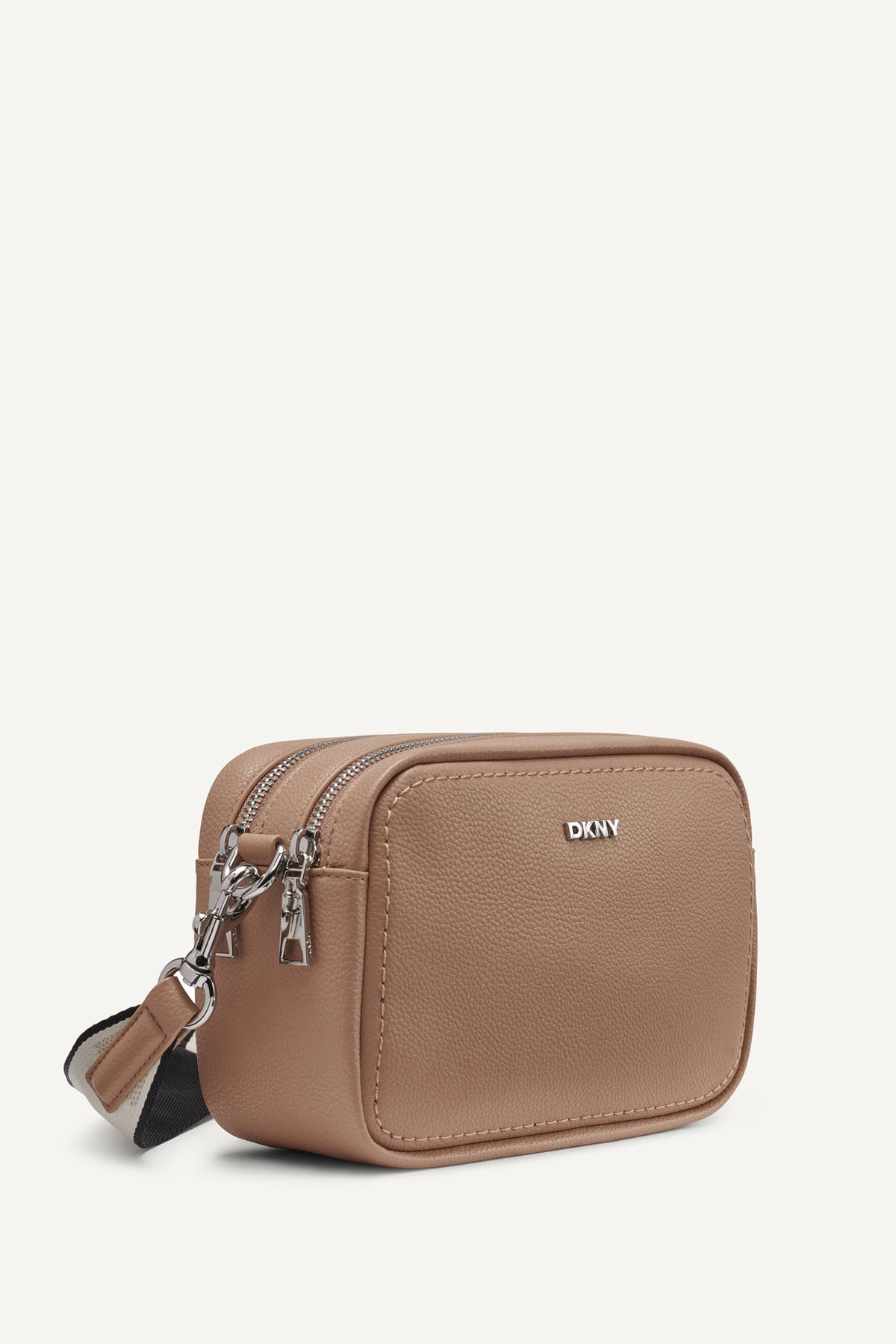 Marshmallow DKNY NESSA CAMERA BAG