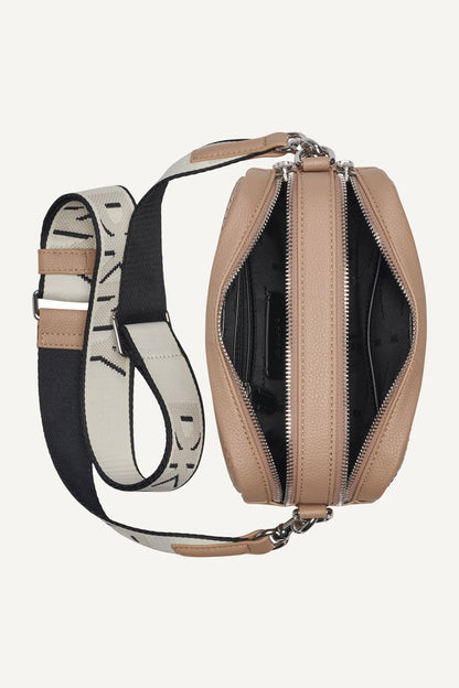 Marshmallow DKNY NESSA CAMERA BAG