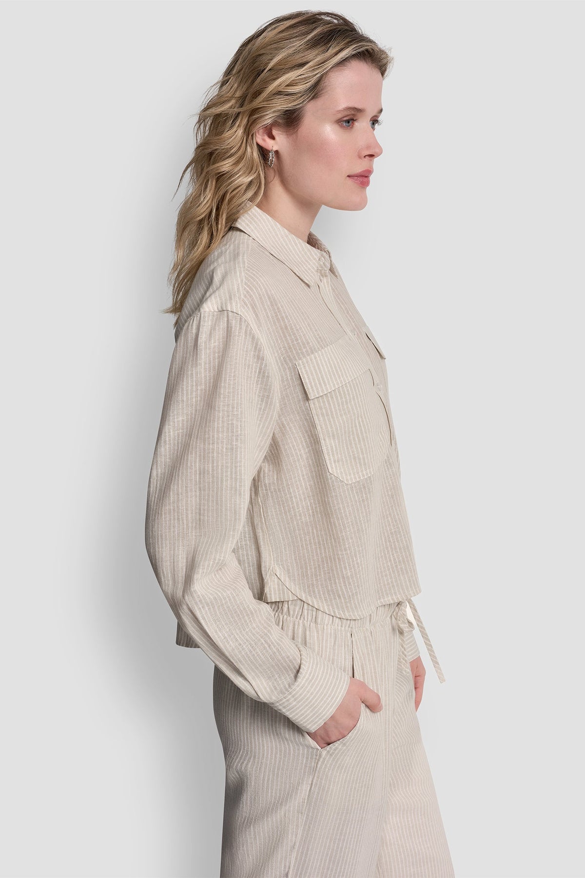 Lex Chambray DKNY LINEN-BLEND BUTTON-FRONT SHIRT