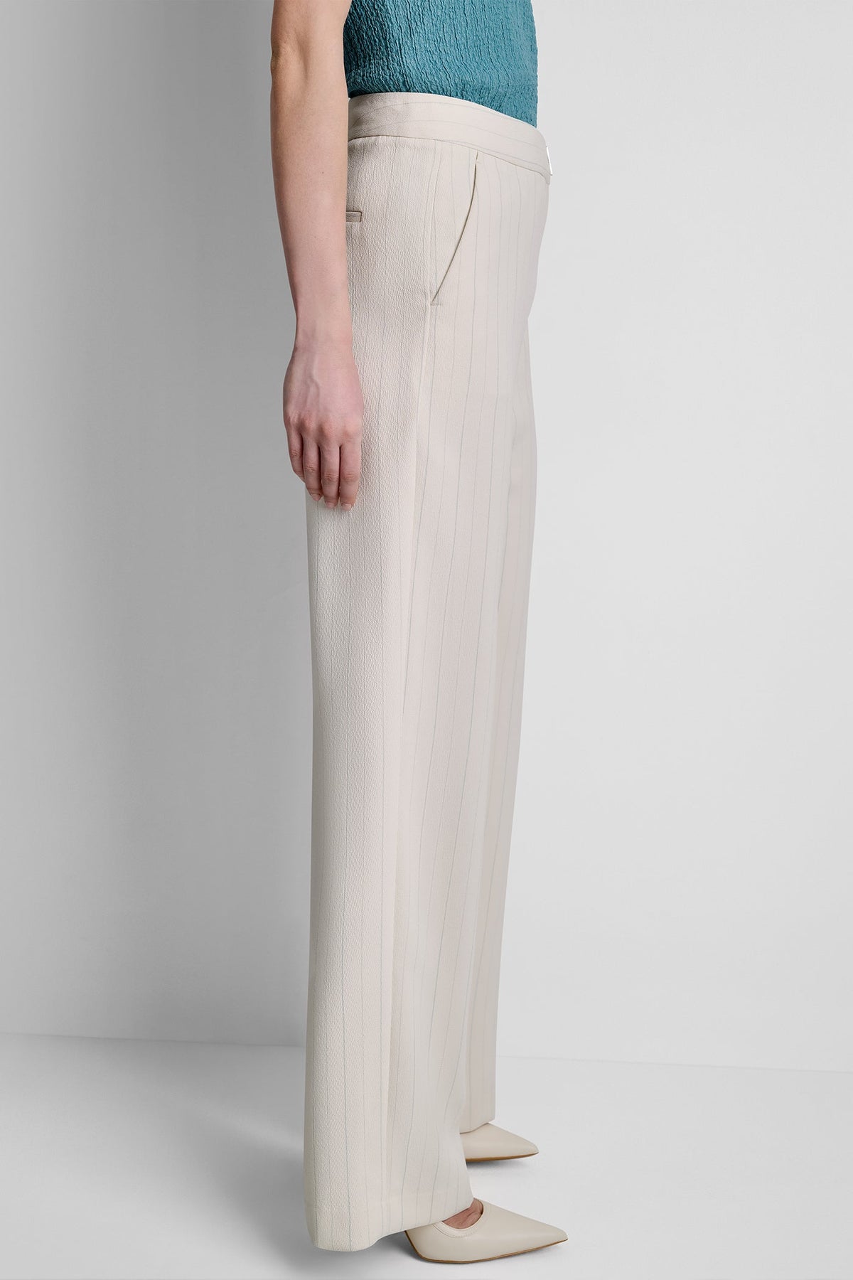Coconut/Cameo Blue Stripe DKNY MID-RISE PINSTRIPE PANT