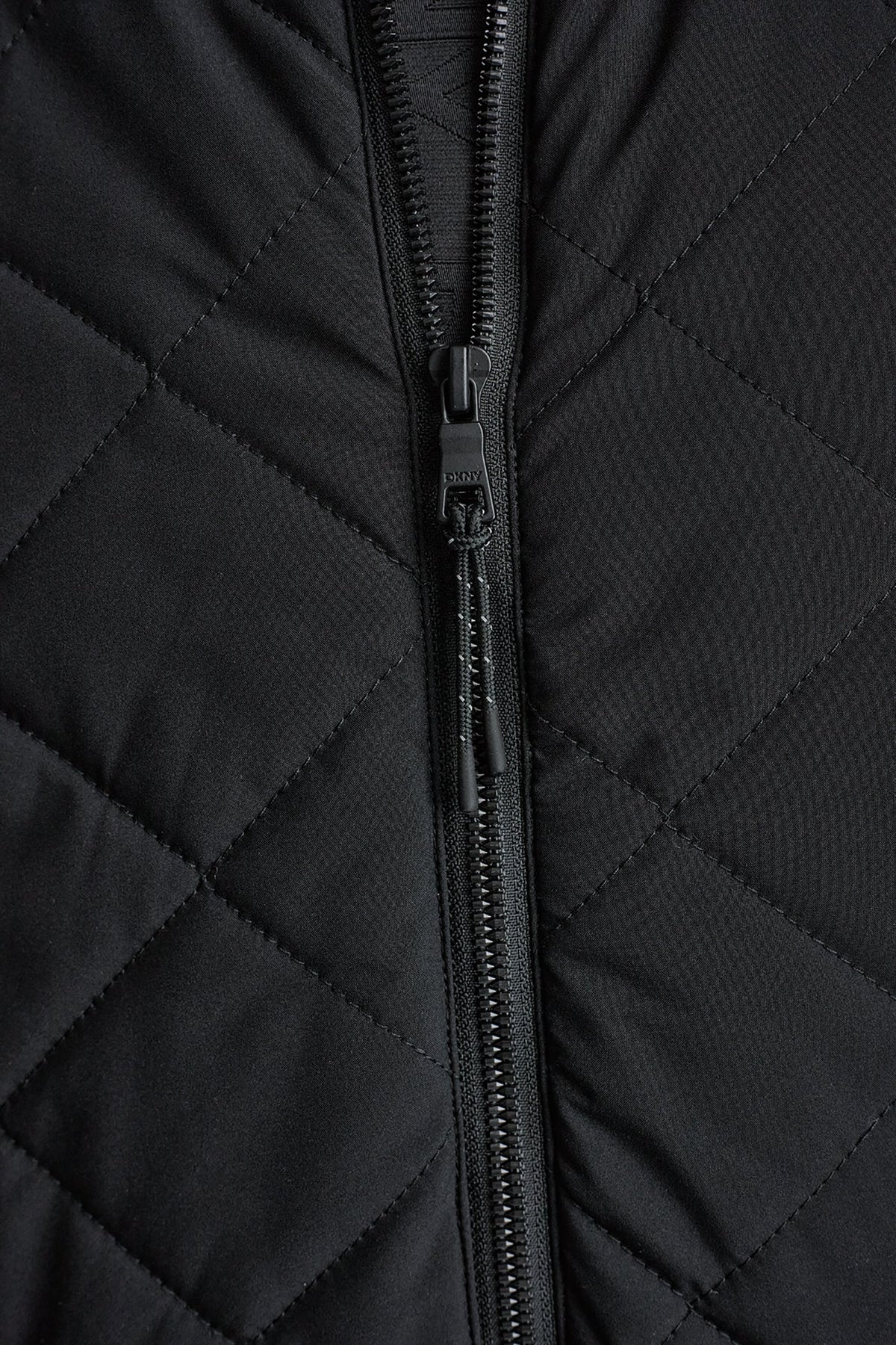 Allure DKNY LIGHT WEIGHT HYBRID JACKET