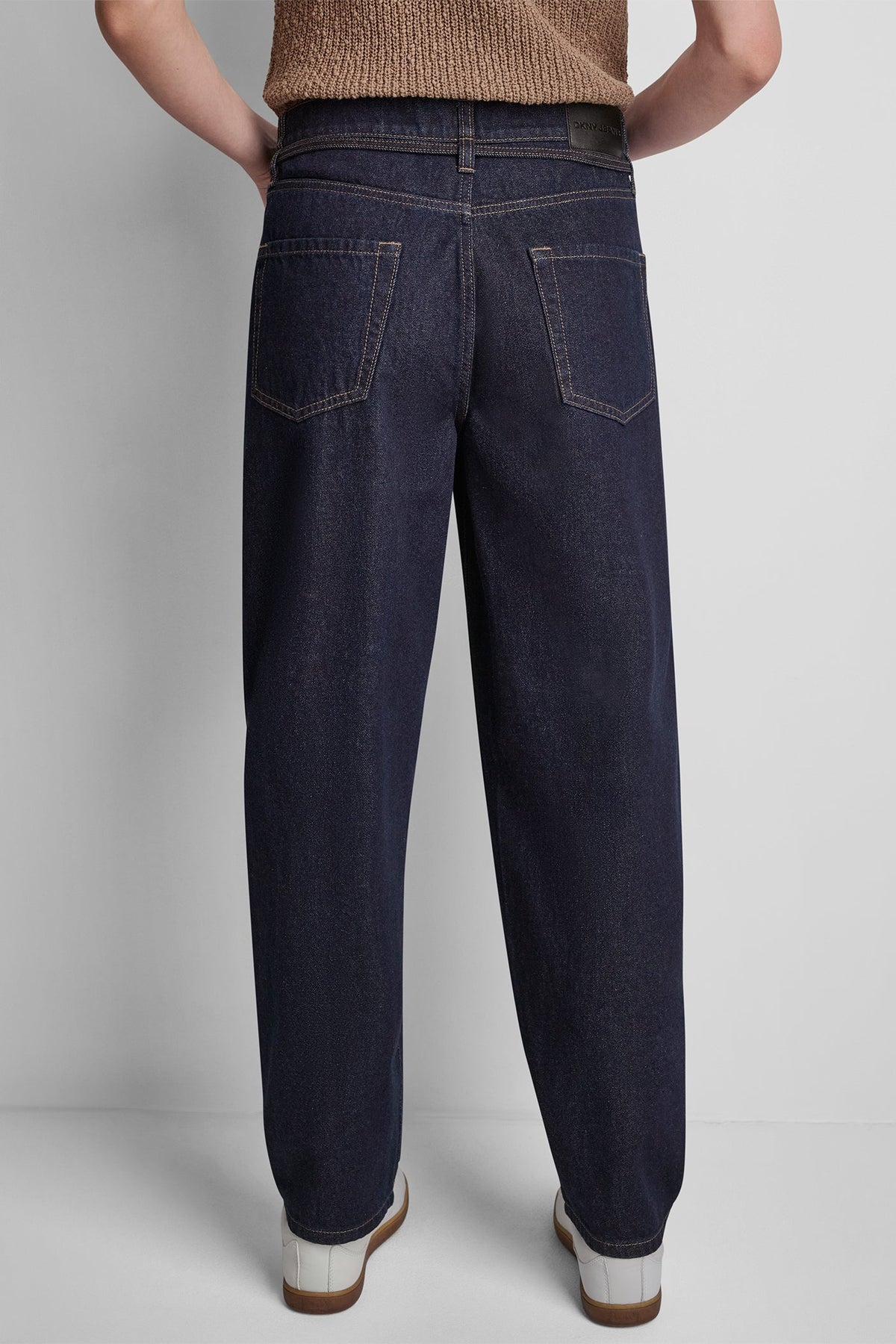 Fearless DKNY MID-RISE BARREL JEAN