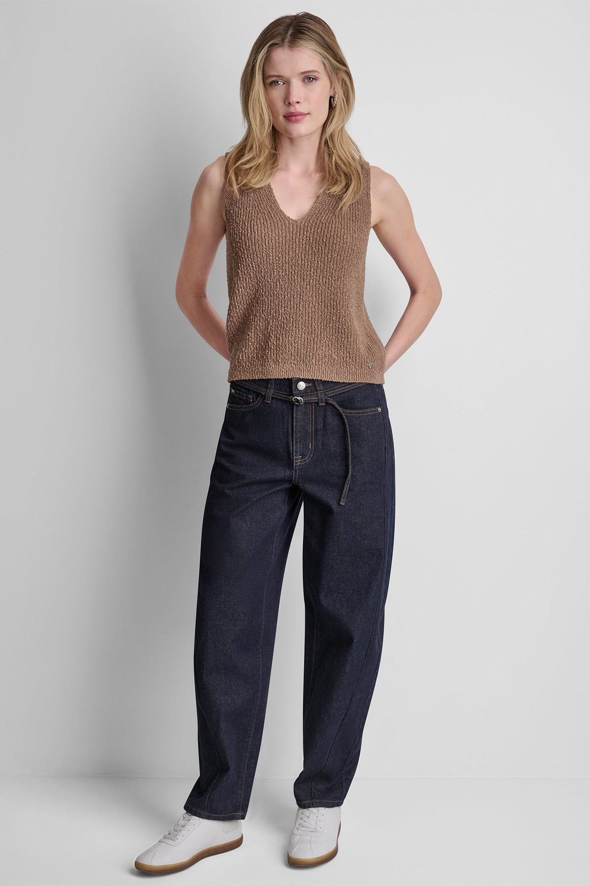 Fearless DKNY MID-RISE BARREL JEAN